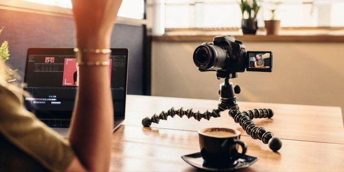 12 Engaging Vlogs You Need To Start Watching Today - 