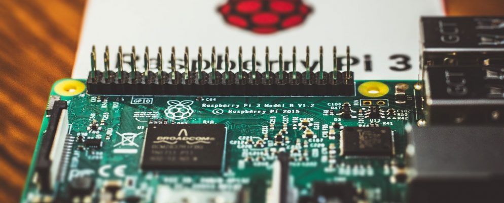 Why Gpio Zero Is Better Than Rpi Gpio For Raspberry Pi Projects