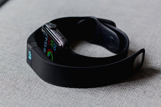 Fitbit Charge 2 and an Apple Watch